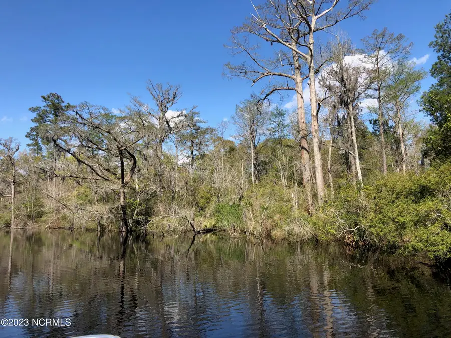 19 Old Airport Road, New Bern, NC 28562 - #3