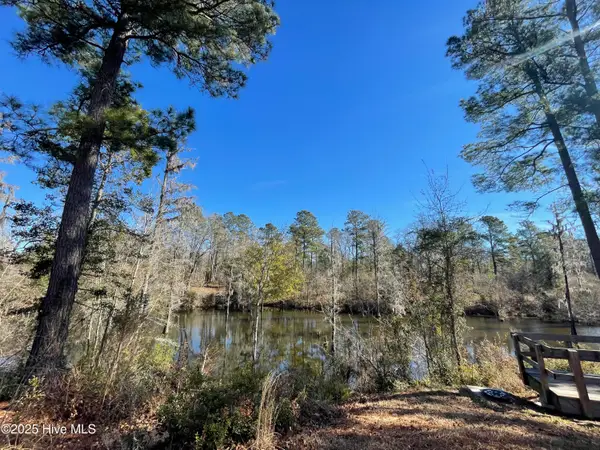 3997 Bay Colony Road Ne, Leland, NC 28451