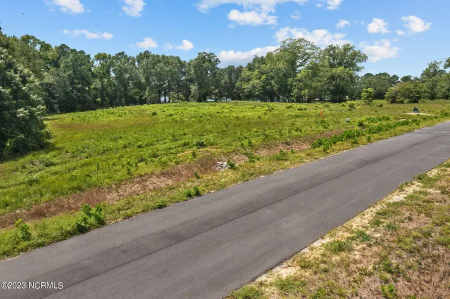 502 Red Drum Way E, Swansboro, NC 28584 - Image #3