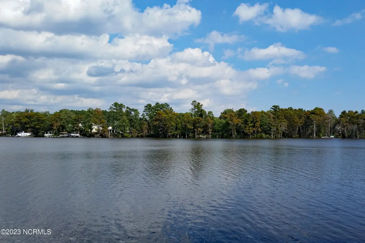 60 Kennedy Court N, Hertford, NC 27944 - Image #1