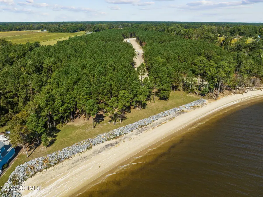 8 Sandy Bay Drive E, Oriental, NC 28571 - Image #2