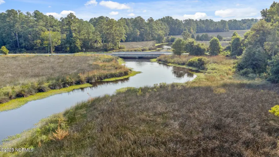 2 Dees Avenue, Bayboro, NC 28515 - Image #2