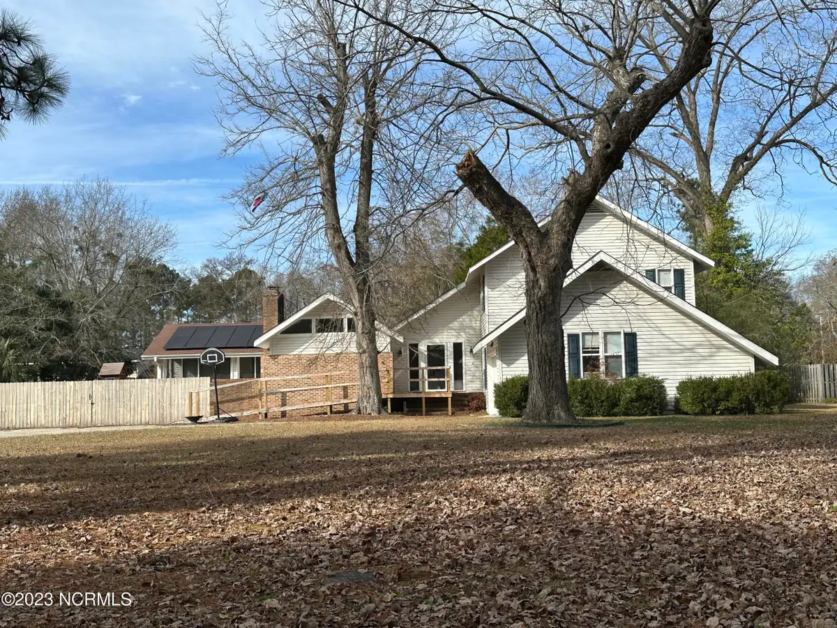 707 Highland Drive, Laurinburg, NC 28352 - Image #1