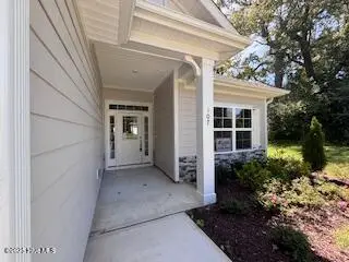 107 Firethorn Circle, Wallace, NC 28466 - Image #2