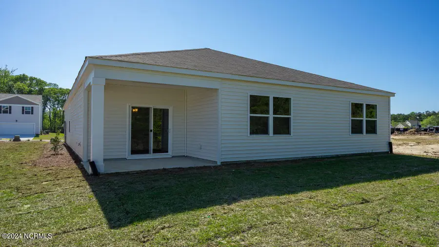 182 Cambridge Drive, Tabor City, NC 28463 - Image #3