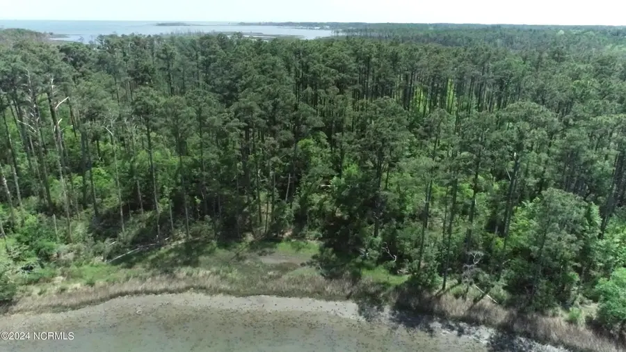 210 Hill Road, Smyrna, NC 28579 - Image #2