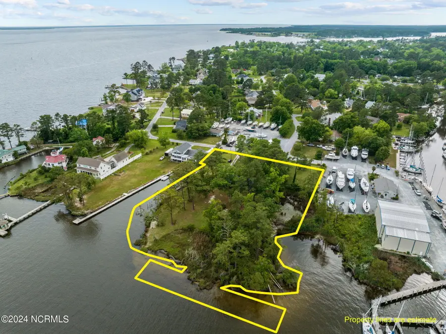 1210 Neuse Drive, Oriental, NC 28571 - #2