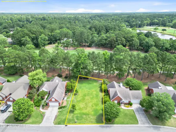 123 Candlewood Drive, Wallace, NC 28466