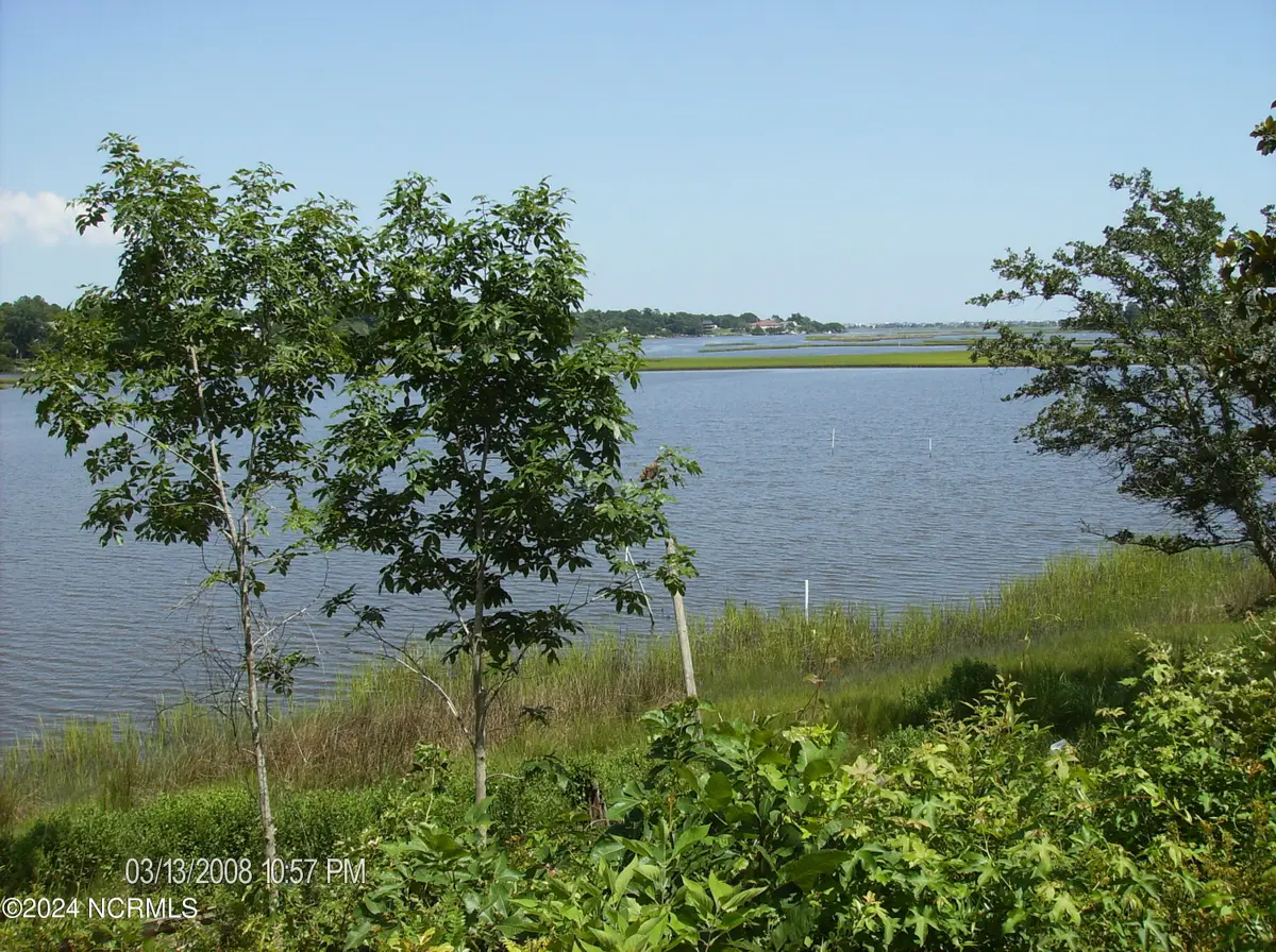 135 E High Bluff Drive, Hampstead, NC 28443 - #1