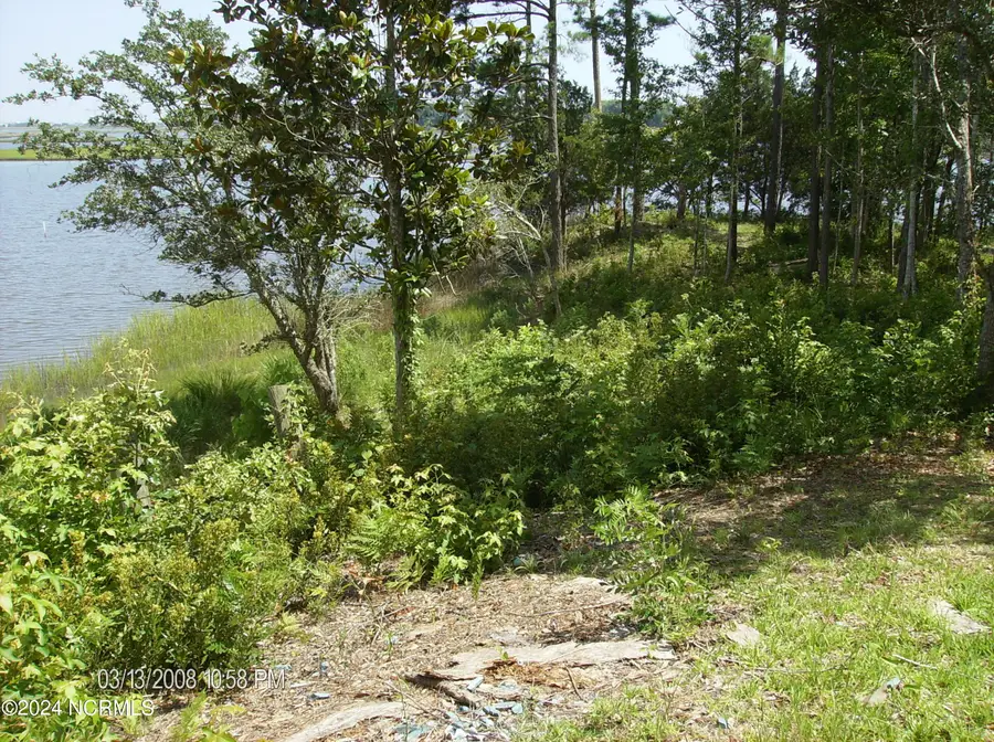 135 E High Bluff Drive, Hampstead, NC 28443 - #2