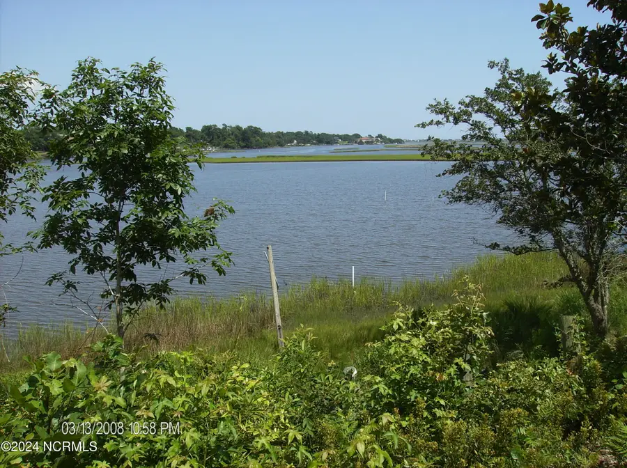 135 E High Bluff Drive, Hampstead, NC 28443 - #3