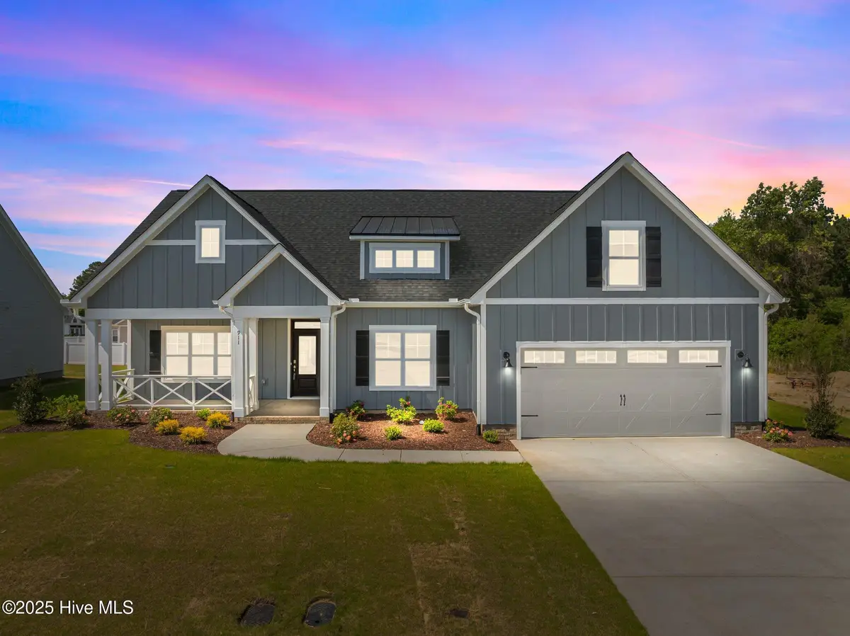 911 Hunter Grace Drive, Winterville, NC 28590 - Image #1