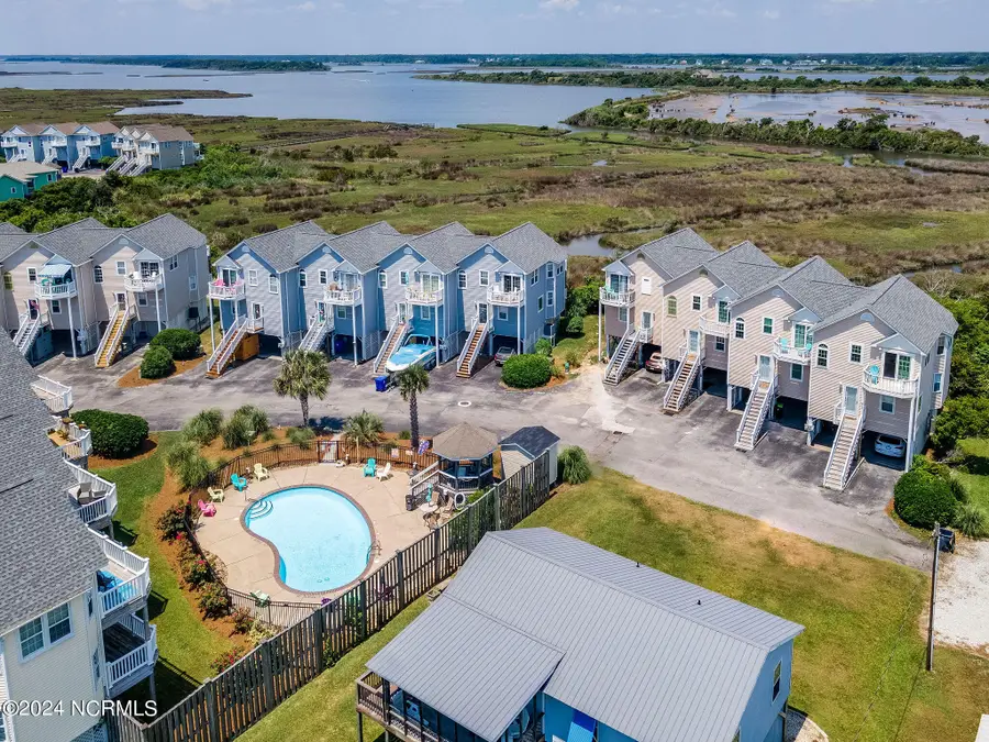 114 Calinda Cay Court, North Topsail Beach, NC 28460 - Image #2