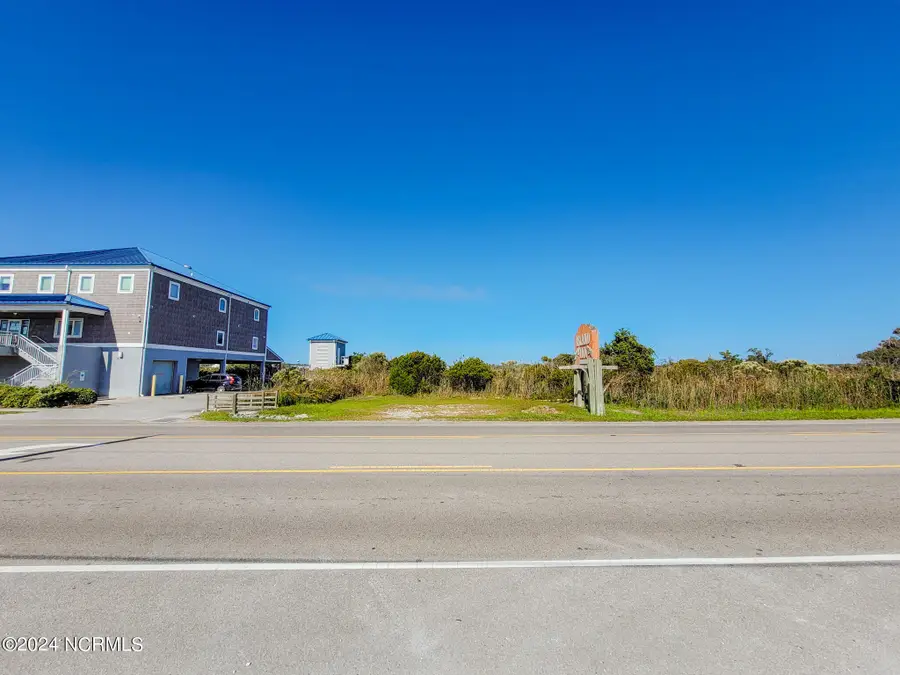 309 N New River Drive, Surf City, NC 28445 - Image #2