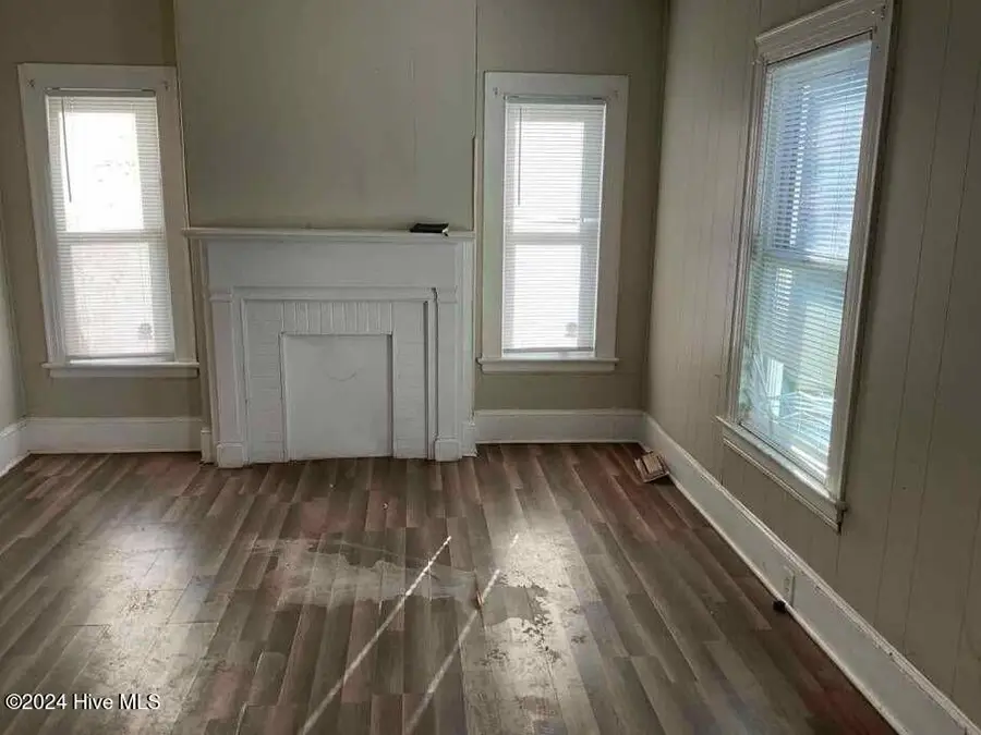 1110 Colonial Avenue, Greenville, NC 27834 - Image #2