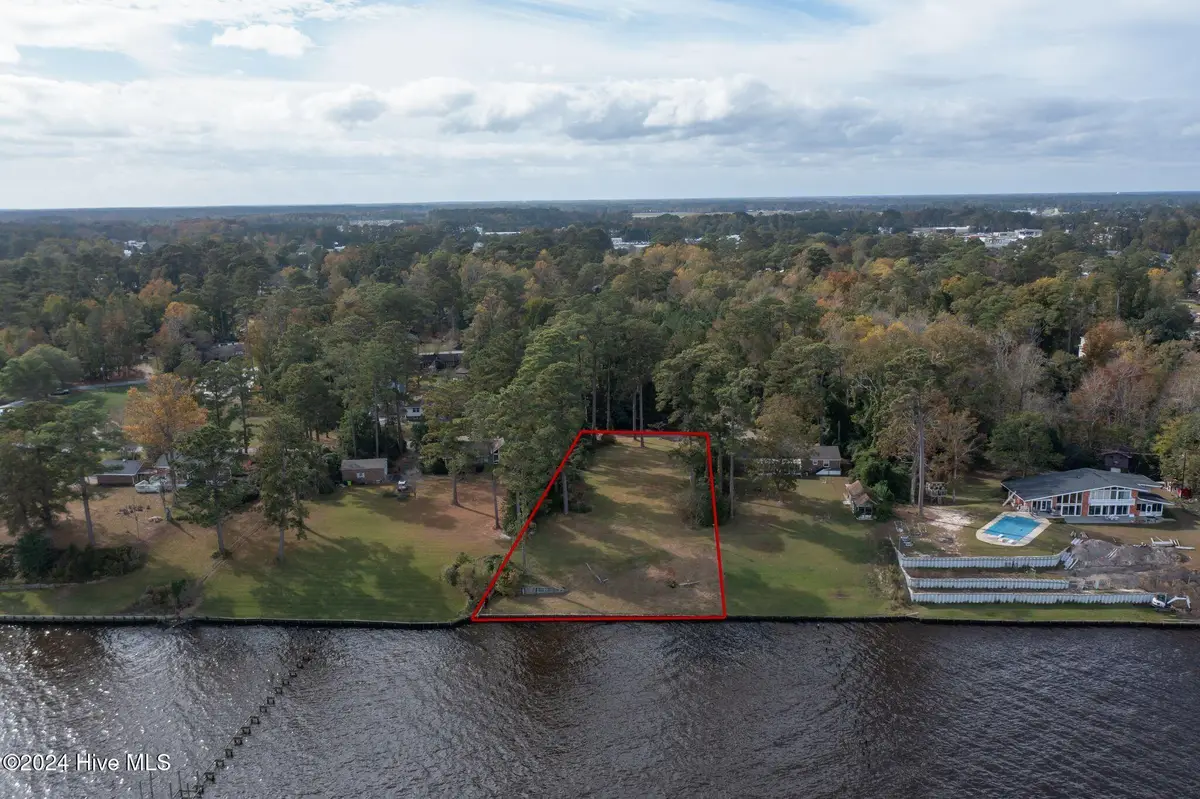 2108 Neuse Cliffs Drive, New Bern, NC 28560 - Image #1