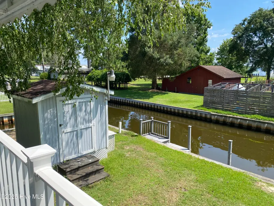 214 Swan Point Drive, Washington, NC 27889 - Image #3