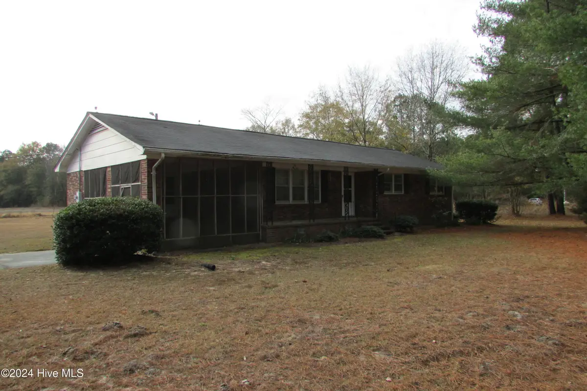 8401 Boykin Bridge Road, Clinton, NC 28328 - Image #1