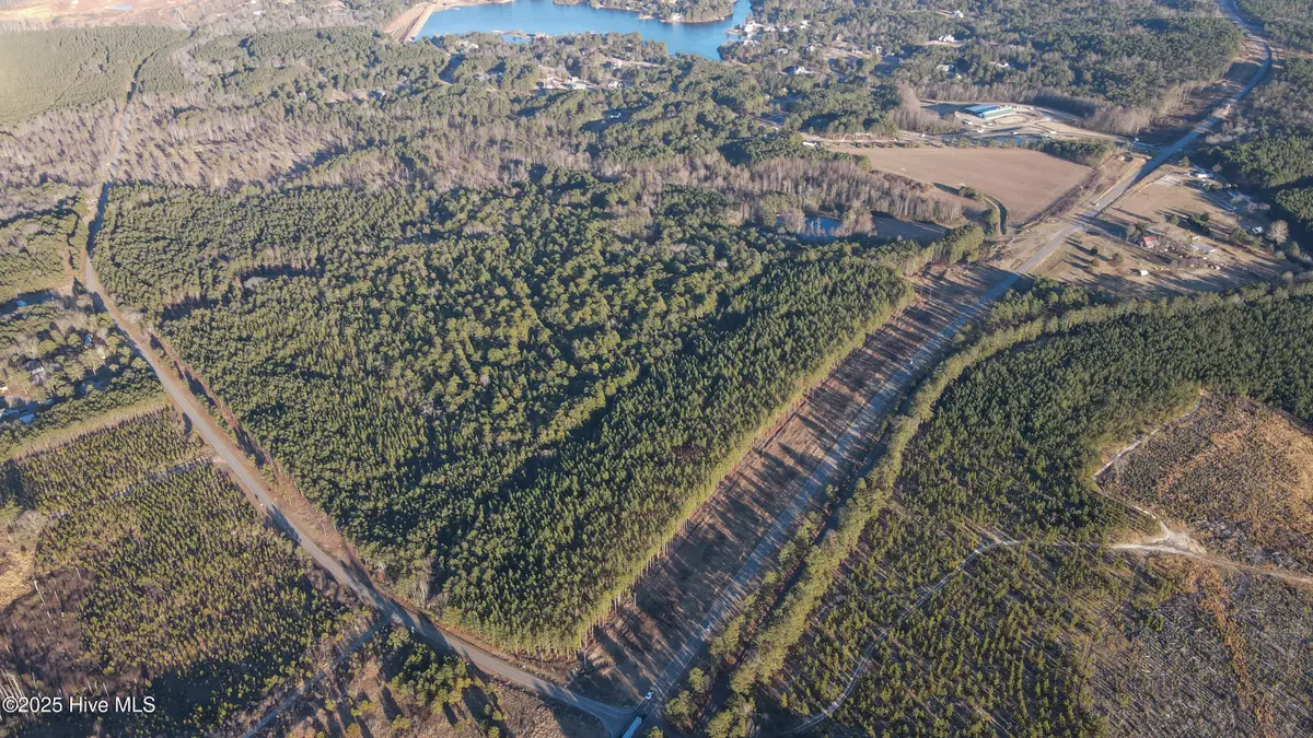 3319 Nc-211, West End, NC 27376 - Image #1