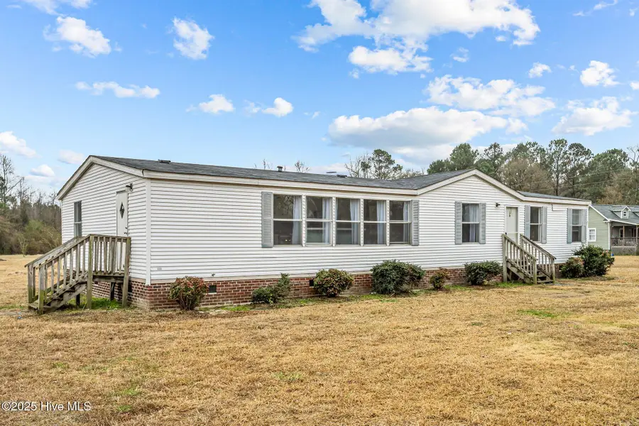 1056 E Wards Bridge Road, Kenansville, NC 28349 - Image #2
