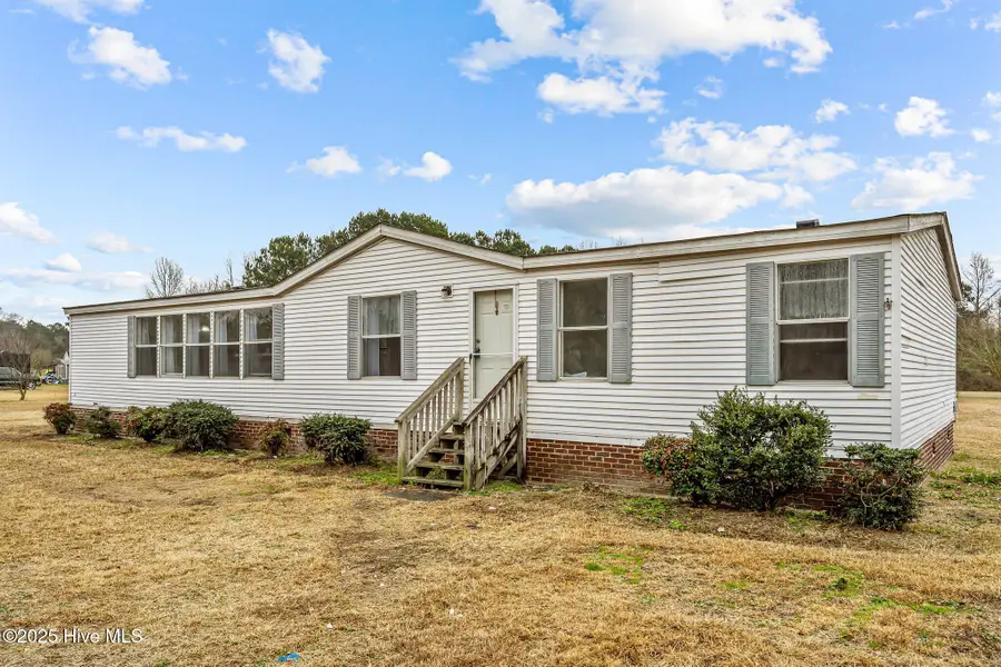 1056 E Wards Bridge Road, Kenansville, NC 28349 - Image #3