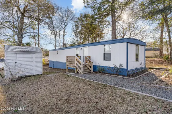 810 Dogwood Drive, Sunset Beach, NC 28468