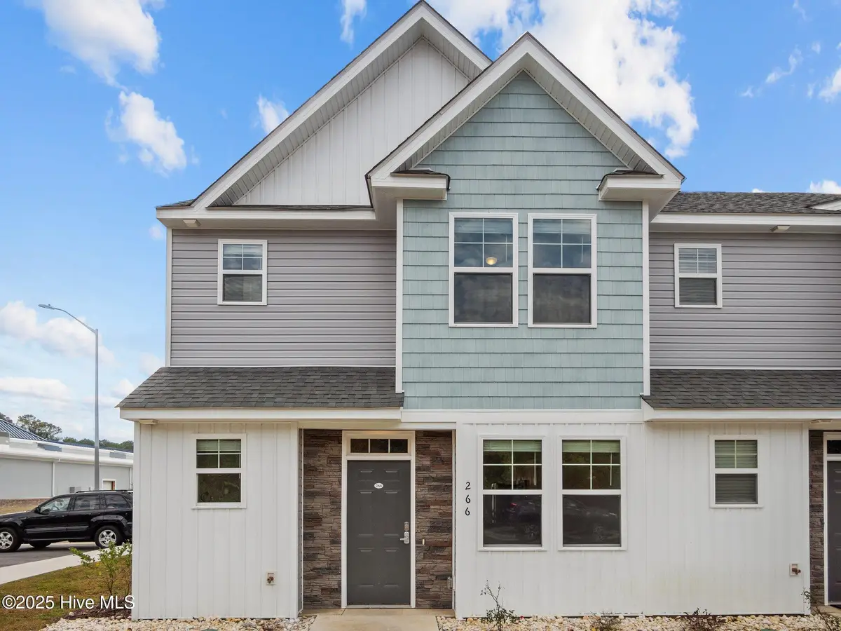 266 Sandy Cove Lane, Sneads Ferry, NC 28460 - Image #1