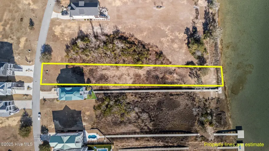 739 Cannonsgate Drive, Newport, NC 28570 - Image #2