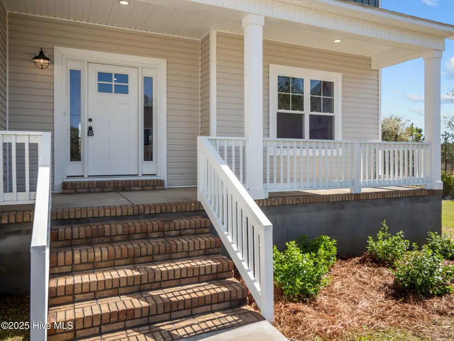 301 E Ivybridge Drive, Hubert, NC 28539 - Image #2