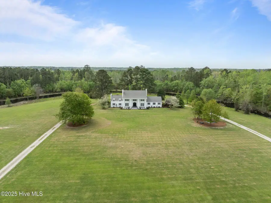 442 Whichard's Beach Road, Chocowinity, NC 27817 - Image #2