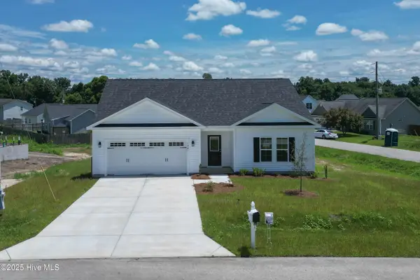 100 Dole Court, Richlands, NC 28574