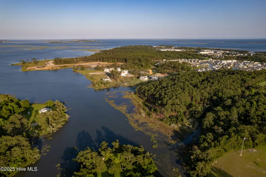 514 Freedom Park Road, Beaufort, NC 28516 - Image #2