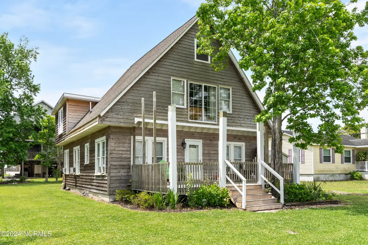 411 Spartanburg Avenue, Carolina Beach, NC 28428 - Image #1