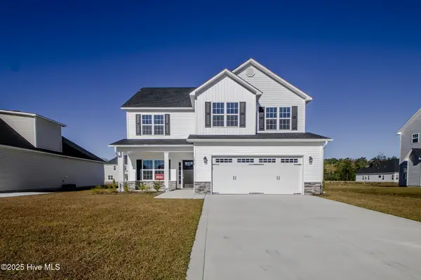 1874 Olde Towne Pointe Boulevard, Jacksonville, NC 28546