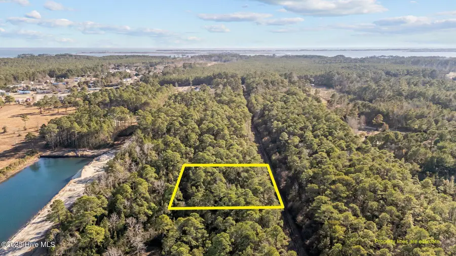 220 Kings Way, Gloucester, NC 28528 - Image #2