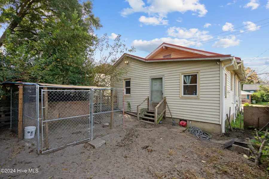 618 N 11th Street, Wilmington, NC 28401 - Image #3