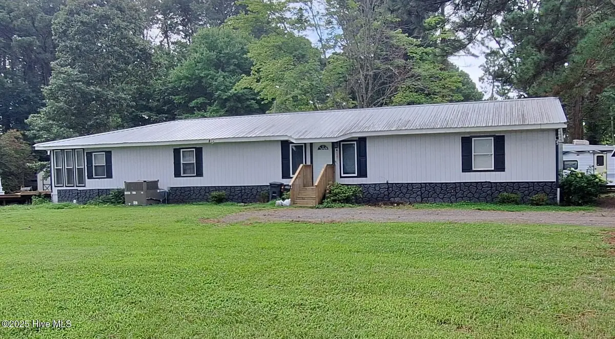 110-114 Whitetail Court, Hertford, NC 27944 - Image #1