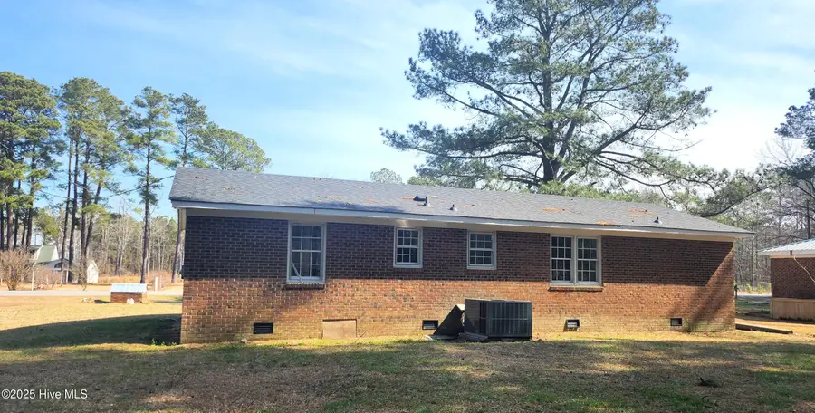 5500 Gaskins Road, Grimesland, NC 27837 - Image #2