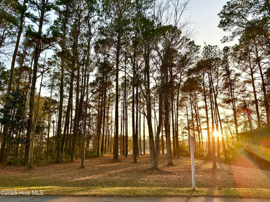 5514 Gondolier Drive, New Bern, NC 28560 - Image #2