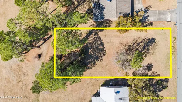 910 Pelican Drive, New Bern, NC 28560