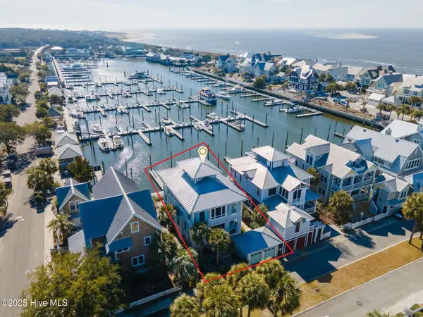 43 Transom Row, Bald Head Island, NC 28461