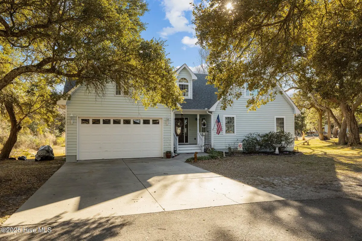 122 Charlie Lewis Lane, Beaufort, NC 28516 - #1