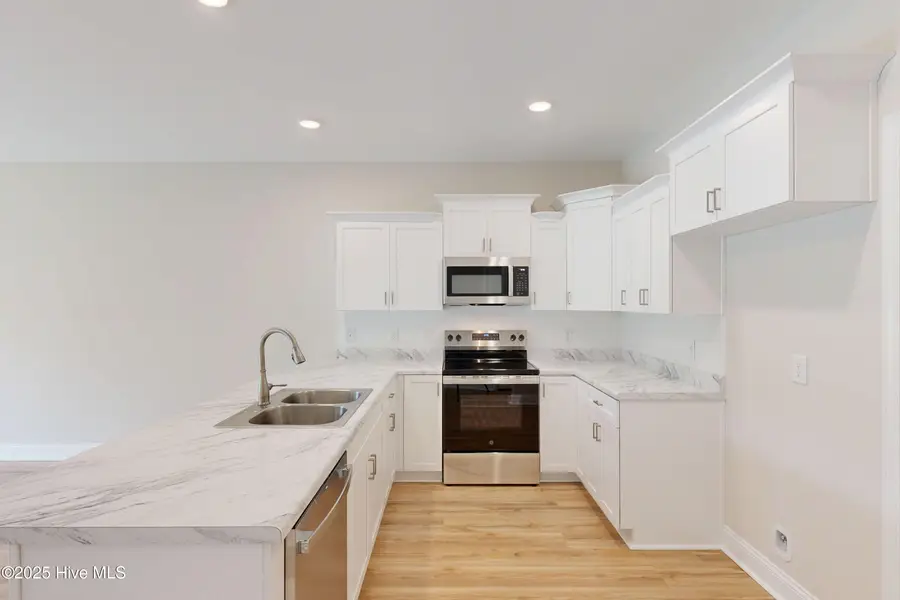 209 Sandpiper Place, Holly Ridge, NC 28445 - Image #3