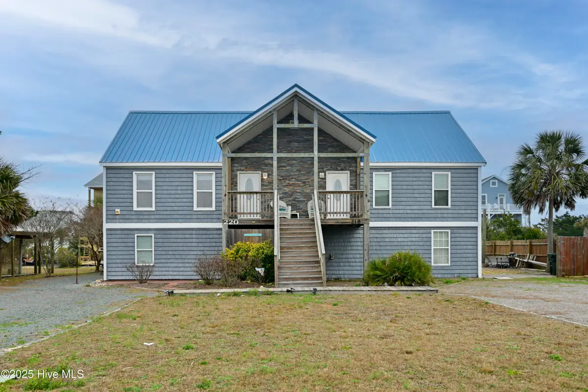 220 Port Drive, North Topsail Beach, NC 28460 - Image #1