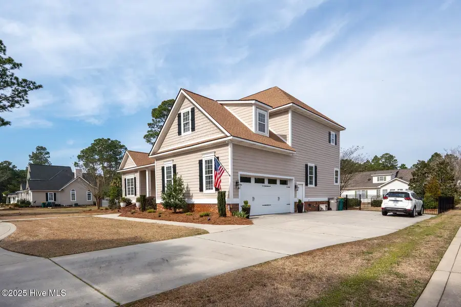 123 Lake Shore Drive, Elizabethtown, NC 28337 - Image #3