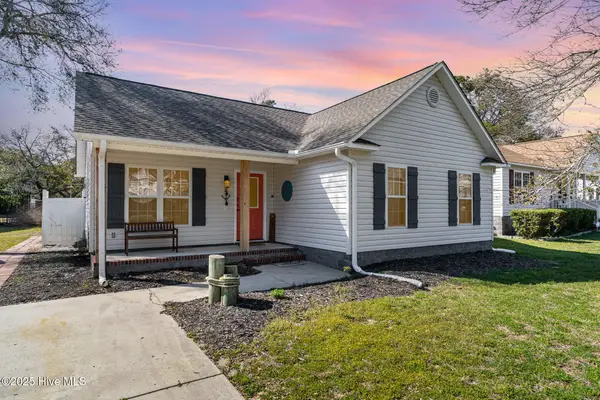 117 NE 13th Street, Oak Island, NC 28465