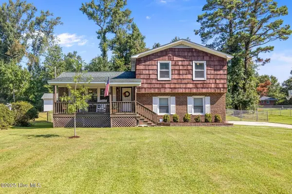 233 Heritage Park Drive, Wilmington, NC 28401