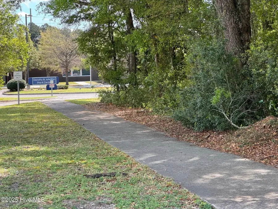 1006 Mcrae Street, Wilmington, NC 28401 - Image #3