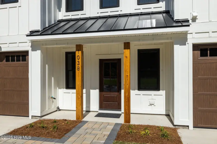 103 Star Lake Circle #B, Cape Carteret, NC 28584 - Image #2