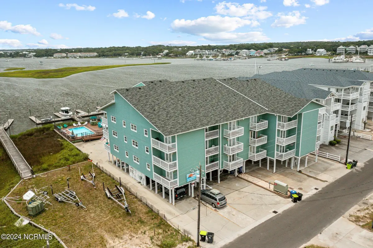 111 Florida Avenue #Apt 10, Carolina Beach, NC 28428 - Image #1